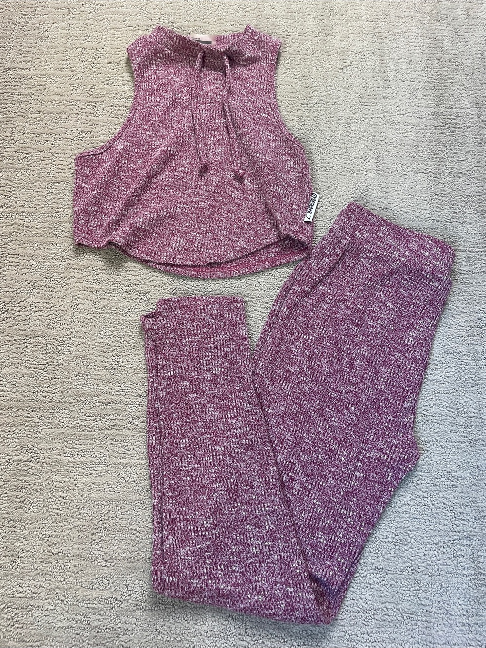 Gymshark Slounge ribbed knit 
Tank & Jogger Set